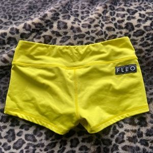 Fleo original yellow shorts size small